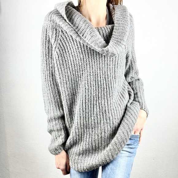 ENTRO |🐭 Oversized Big Slouchy Shrug Cowl Neck Sweater - Picture 3 of 13